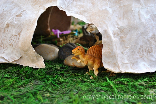 Spinosaurous peaking out of cave